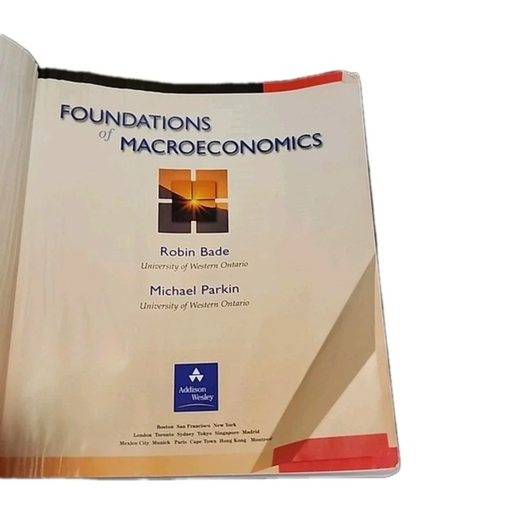 Foundations of Macroeconomics Paperback Textbook Robin Bade Michael‎ Parkin